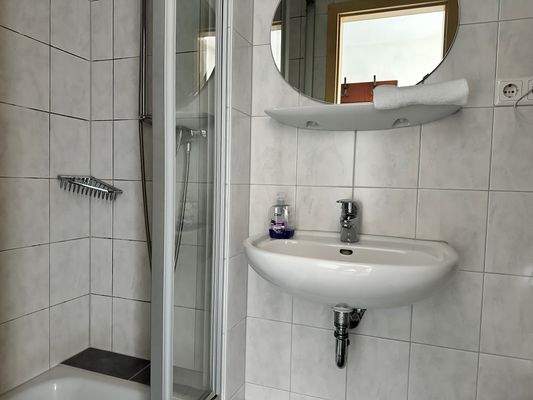 Gästezimmer Dusche 