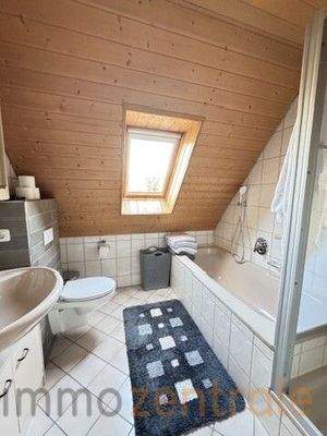 DF9935C0-C45D-4AA7-8573-77CB5B1363B1_4_5005_c