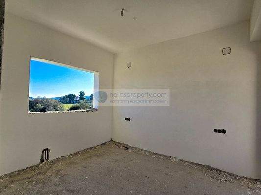 6deeb6cd88b842a7adb9c59ff221f538-original