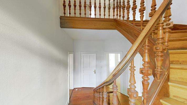 Treppenhaus Obergeschoss zu Dachgeschoss