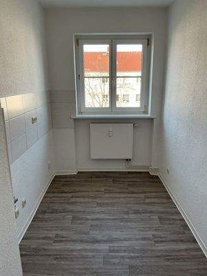 Küche mit Fliesenspiegel