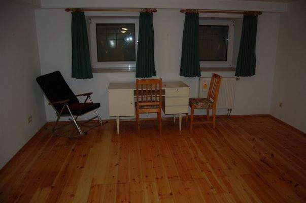 Wohnz. oder Schlafzimmer Nr. 2 - Bild 2