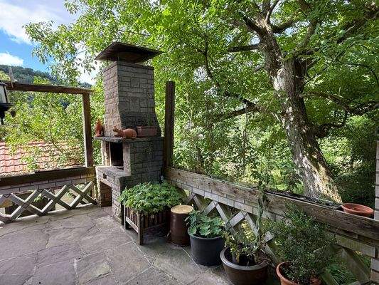 Selbstgemauerter Steingrill