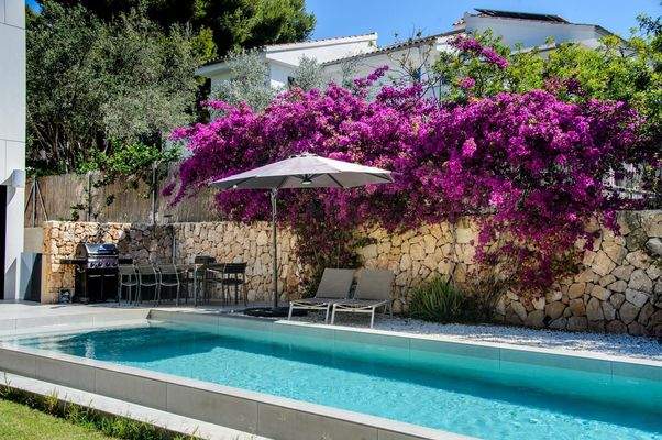 Pool in villa in Bendinat 5