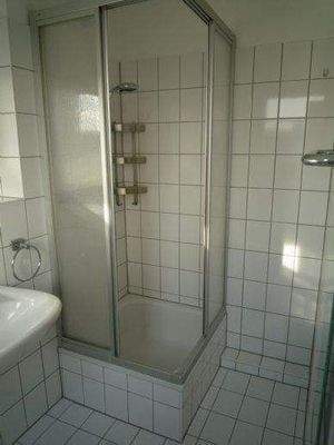 Dusche im Bad