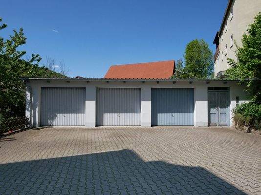 Außen Garagen