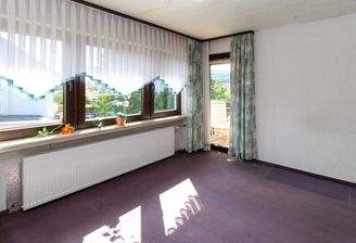 Schlafzimmer mit Balkonzugang