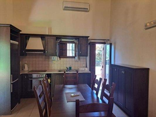 Kreta, Douliana: Elegante Maisonette mit atemberaubendem Bergblick zu verkaufen