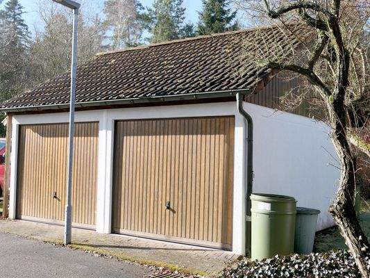 Blick auf die Garagen