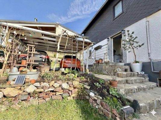 Ansicht Gartentreppe und Eingang