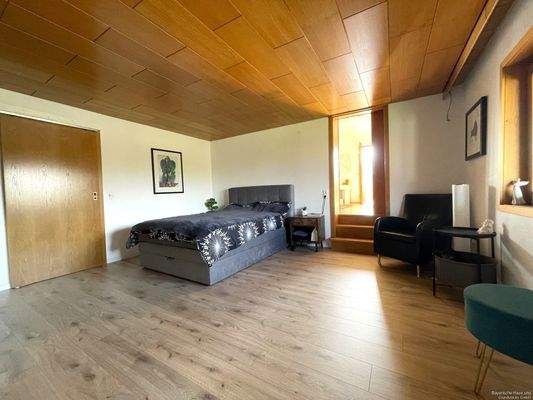 Weiteres Schlafzimmer mit Zugang ELW