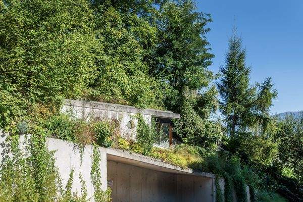 Gartenhaus von Straße