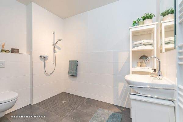 Referenz - Stufenloses Bad