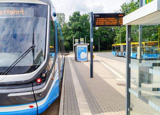 mit Bus oder Tram viele Wege erledigen