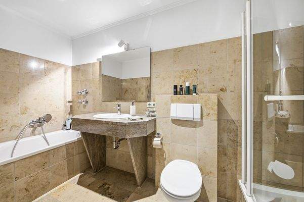 Badezimmer Wohnung 1