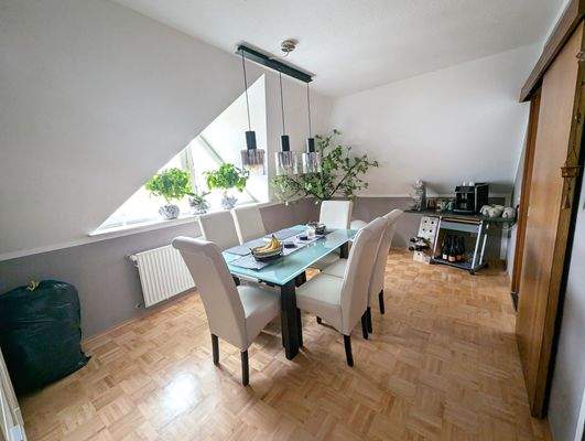 Wohnung DG Essbereich.jpg