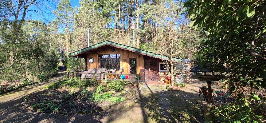 Außenansicht_Frühling