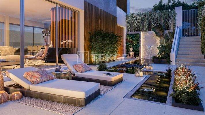 Villas with Smart Home System and Ocean View in Benahavis