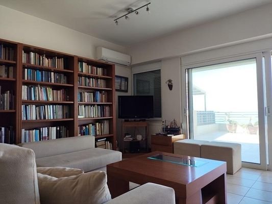 Kreta, Rethymno: Einzigartiges Apartment mit Meerblick in Strandnähe zu verkaufen