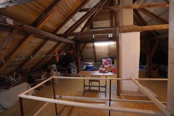 Viel Platz im Haus für handwerklich begabte Familie - Tierhaltung ...
