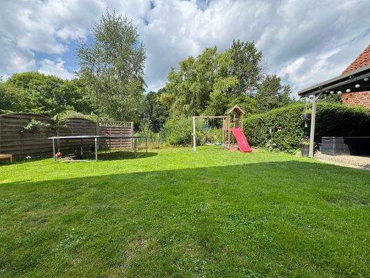 Garten zur EG rechts Wohnung