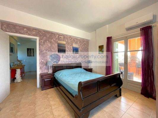 12ffe09f8c1c4cc9b9966075807d65f4-original