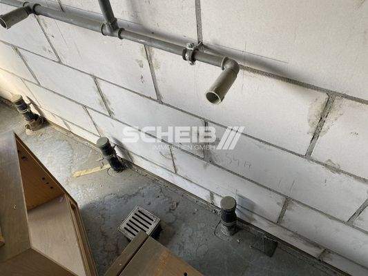 Wasser und Abwasser im Obergeschoss