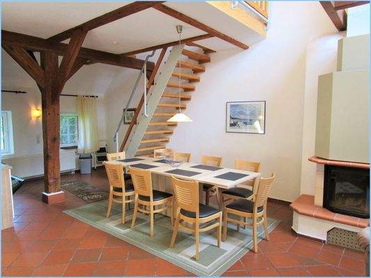 Wohn-/ Essbereich FeWo 2