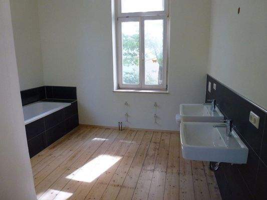 Bad mit Doppelwaschbecken 