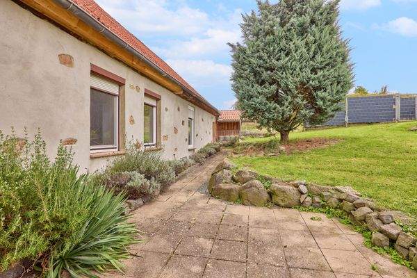 14 Terrasse Einliegerwohnung.jpg