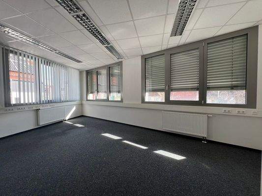 _ Eckbüro