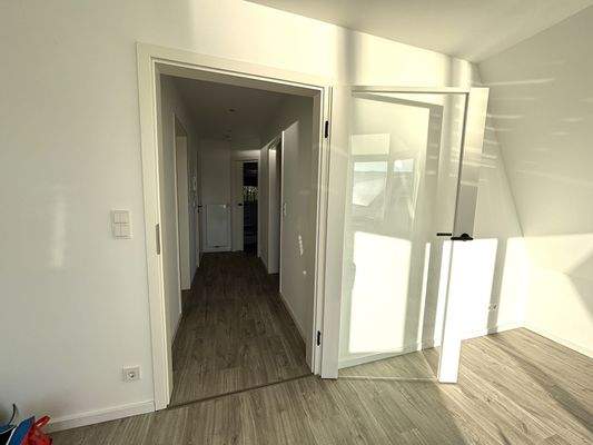 Wohnen, Blick in den Flur.JPG