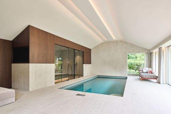 Indoor-Pool + Sauna