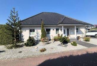 Bungalow Vorderansicht