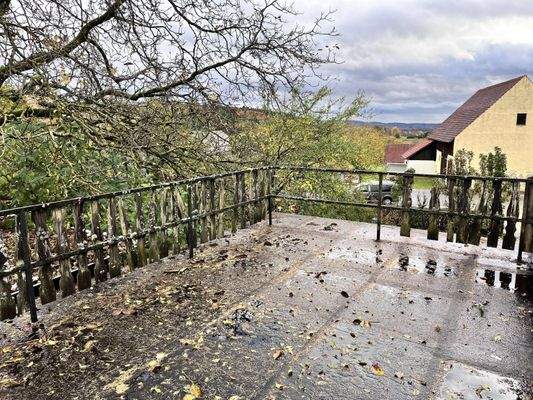 Dachterrasse über Garage