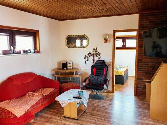 Wohnzimmer mit Platz für Kamin