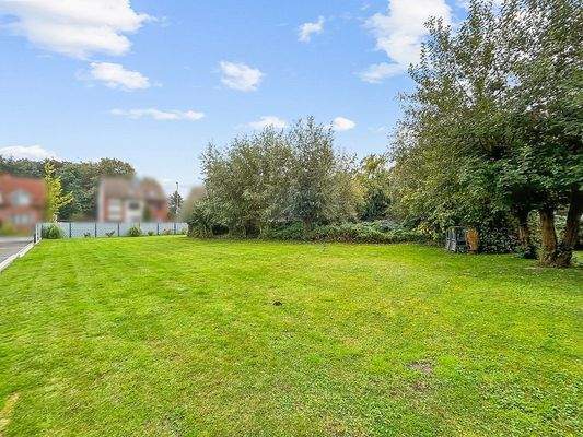 Grundstücksansicht 3