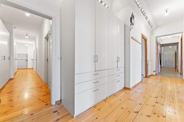 1041-26 Flur gesamt.jpg