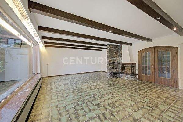 EG Wohnzimmer mit Kamin