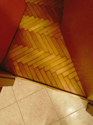 WOODEN FLOOR