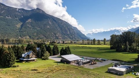 Squamish-Lillooet Bauernhöfe, Landwirtschaft, Squamish-Lillooet Forstwirtschaft