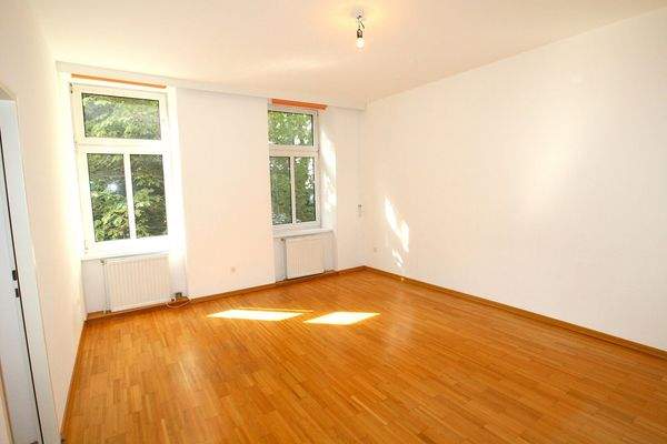 KINDER- GÄSTE- ARBEITSZIMMER