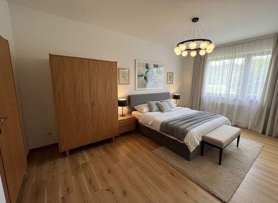 OG: Schlafzimmer 1 - Wohnbeispiel