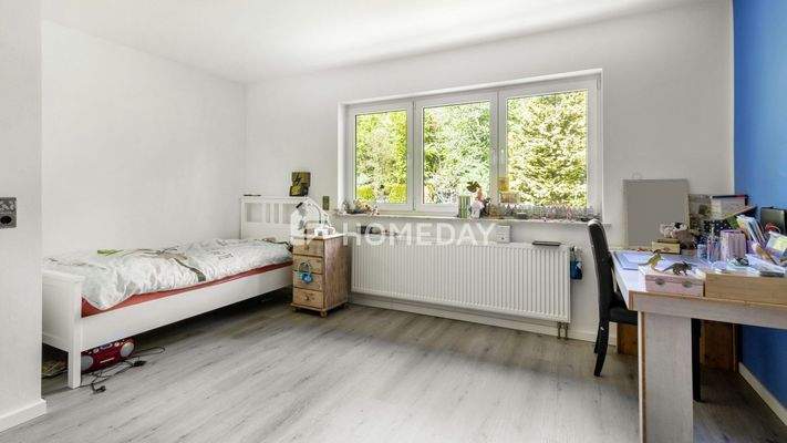 1. OG Kinderzimmer 1 2