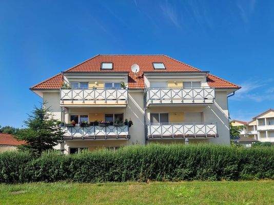 Südseitige Außenansicht