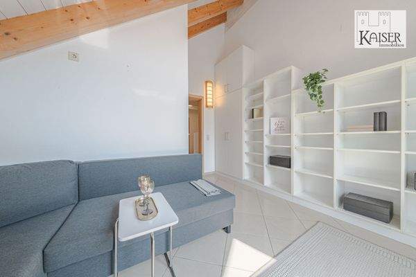 3 - 6-ZimmerWhg. OG+DG, Teil Whg. DG (5)