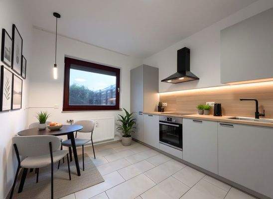 Küche (KI-möbliert)