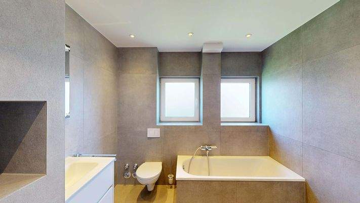 Badezimmer EG