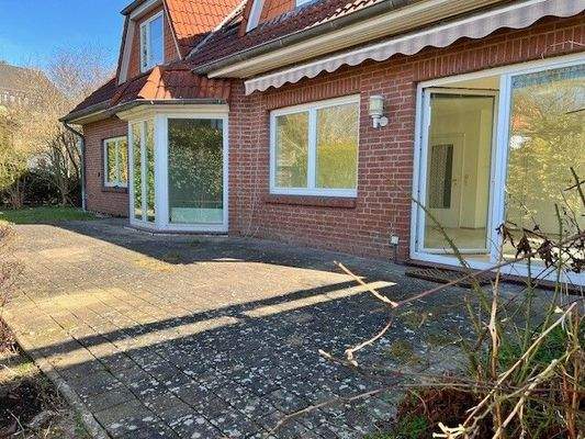 Terrasse vor dem Wohnzimmer