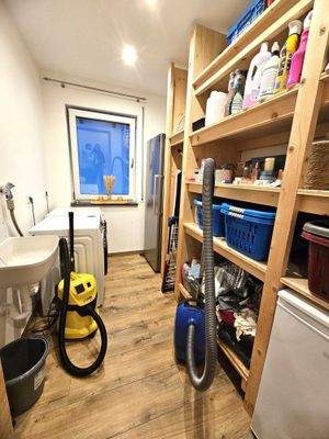 Abstellraum Hauswirtschaftsraum